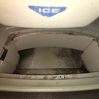 Hilton Providence - Ice machine minus a part. - Hotels Near Me - Providence, Rhode Island