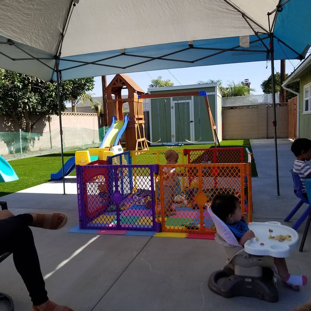Mona's Munchkins Home Daycare - childcare center in Garden Grove, CA
