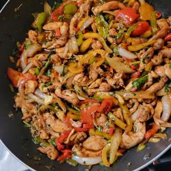Pop's Cuisine - Jerk Chicken Rasta Pasta