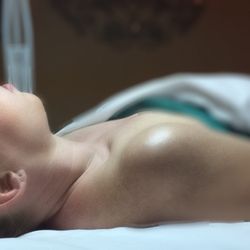 Holly Fabulous Facials - Relax, unwind, and feel beautiful