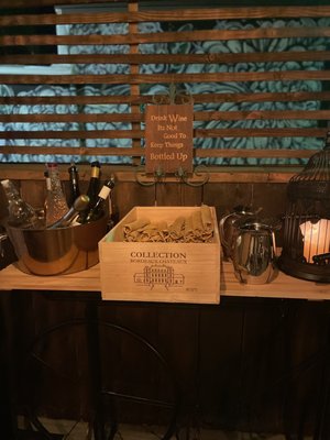 Zest Wine Bistro by null