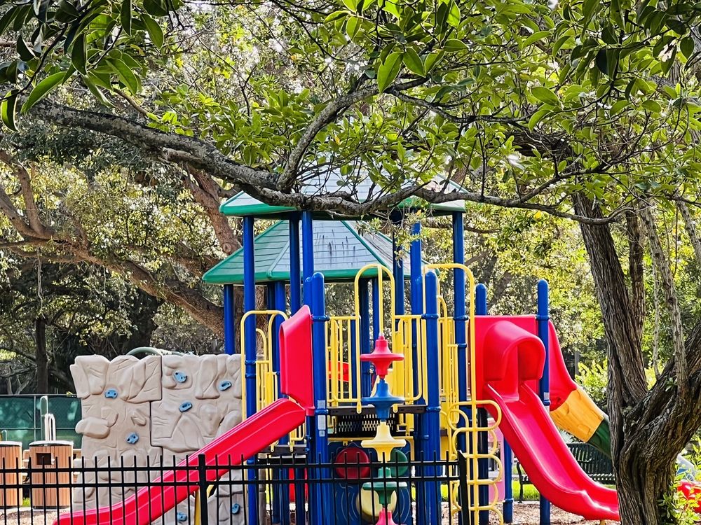 Highland Oaks Park Image