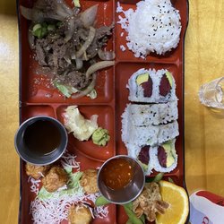 KJ Sushi & Korean BBQ - Bento with buligogi tuna and avocado roll and shrimp shumi