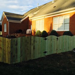 Milestone Fencing - Scallop privacy Fencing