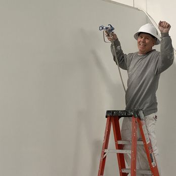 208 Paint - Providing excellent workmanship for customers while helping our community thru apprenticeship, career development and accountability. - Painters Near Me