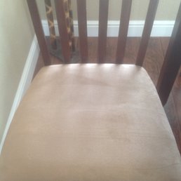 These dining room chair cushions look like new!