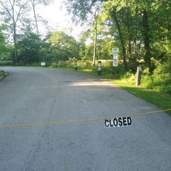 Cook County Forest Preserve - Brownell Woods - Forest preserve still closed as usual at 7:32am when sunrise was at 5:18am. Hours state open from sunrise to sunset.