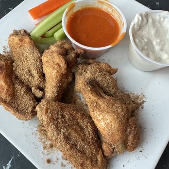 Idletyme - Wings w dry rub - American Near Me - Stowe, Vermont Idletyme - Wings w dry rub - American Near Me - Stowe, Vermont