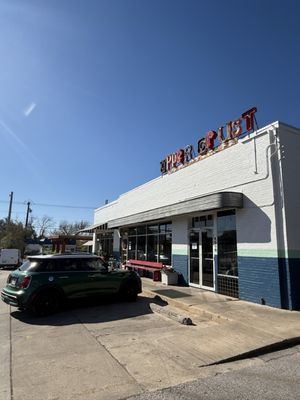 Upper Crust Bakery by null