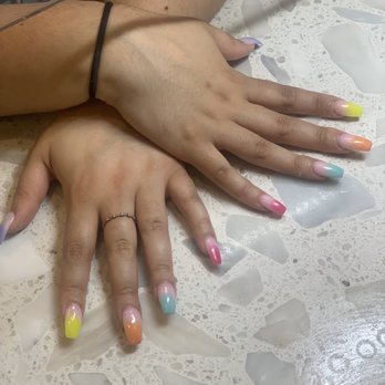 Lee Nails & Salon - Ombré Colorful Nails - Nail Salons Near Me - Windermere, Florida Lee Nails & Salon - Ombré Colorful Nails - Nail Salons Near Me - Windermere, Florida