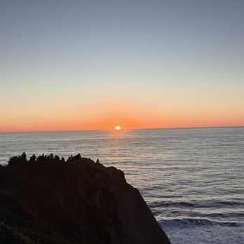 Point Dume Cove Trail - Hiking Near Me - Malibu, California Point Dume Cove Trail - Hiking Near Me - Malibu, California