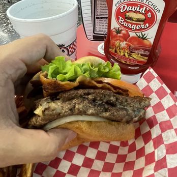 David's Burgers - Oh ! There's my cheese ! - Burgers Near Me - Little Rock, Arkansas