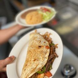 Baja Sur Restaurant - Fajita quesadilla
