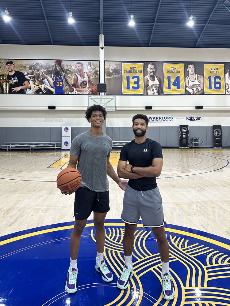 EZ BUCKETS BASKETBALL TRAINING Updated September 2024 26 Photos