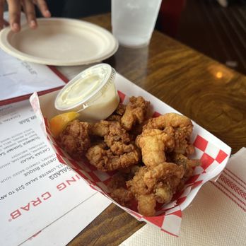 Barking Crab - Fried Fried Whole-Bellied Clams - Seafood Near Me - Boston, Massachusetts Barking Crab - Fried Fried Whole-Bellied Clams - Seafood Near Me - Boston, Massachusetts