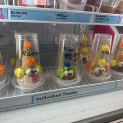Baskin-Robbins - Clown comes