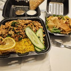 Shawarma Castle - Chicken shawarma entree with salad. No pickled veggies. Sad.