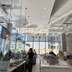 Tatte Bakery & Cafe | Foggy Bottom - Indoor seating