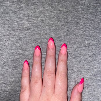 Bliss Nails Lounge - Dip Nails - Nail Salons Near Me - Midlothian, Virginia