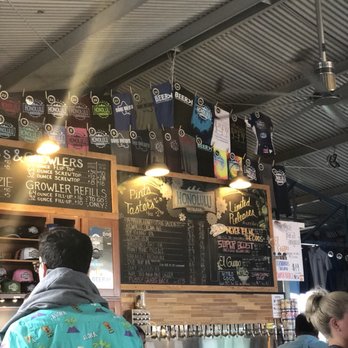 Honolulu Beerworks - Brewpubs Near Me - Honolulu, Hawaii Honolulu Beerworks - Brewpubs Near Me - Honolulu, Hawaii