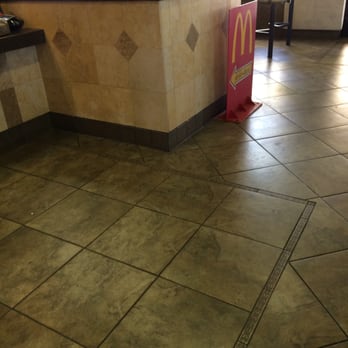 McDonald's - Fast Food Near Me - Hollywood, California