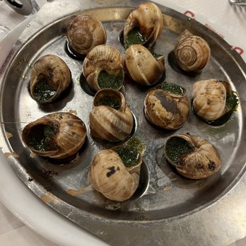 Bouillon Chartier - Escargot - French Near Me - Paris, 75