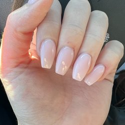 AT Nails & Spa - Nails by Annie (color 135)