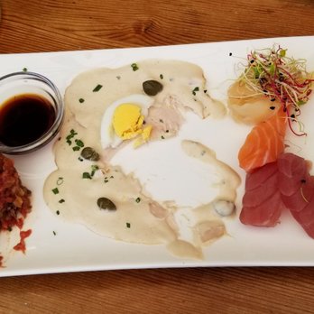 Findlerhof - Appetizer of sashimi and beef tartar - Swiss Food Near Me - Zermatt, VS