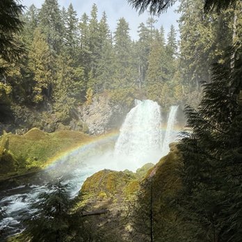 Sahalie Falls - Hiking Near Me - Sisters, Oregon Sahalie Falls - Hiking Near Me - Sisters, Oregon
