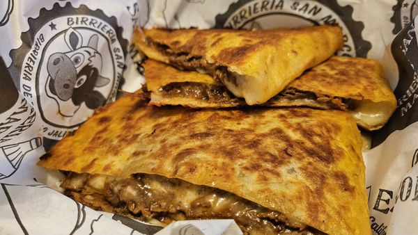 Birrieria San Marcos by null