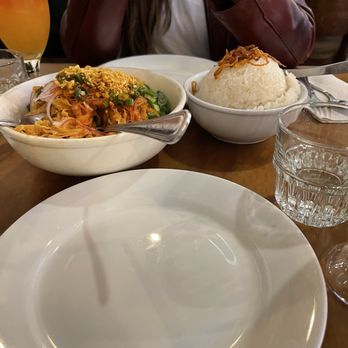 Burma Superstar - Garlic Noodles and Rice - Burmese Near Me - Alameda, California Burma Superstar - Garlic Noodles and Rice - Burmese Near Me - Alameda, California