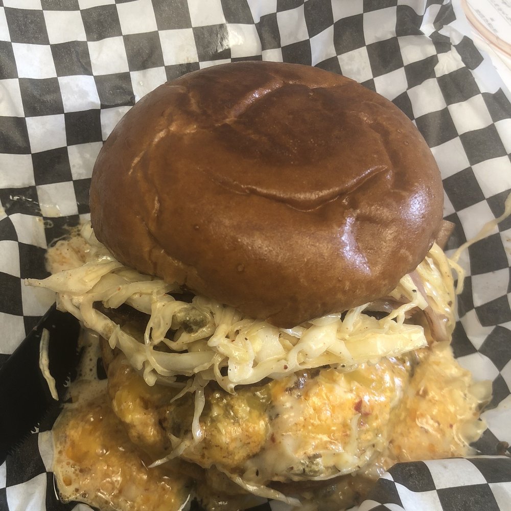 Moon Tower - Willie Burger - Dive Bars Near Me - Houston, Texas Moon Tower - Willie Burger - Dive Bars Near Me - Houston, Texas