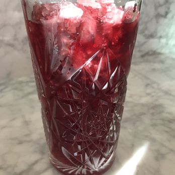 Lady Quack's Cakery - Hibiscus tea - Custom Cakes Near Me - Austin, Texas