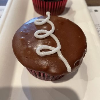 City Cafe  - Cupcake - Gluten-Free Near Me - Whitesboro, New York