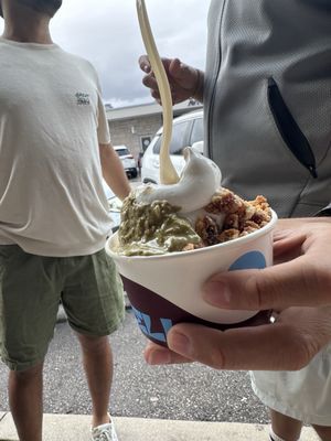 MELI Frozen Yogurt by null