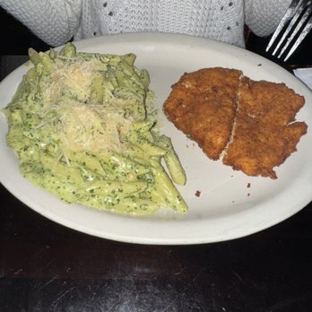 Roman Cucina - Pesto with chicken Milanese - Italian Near Me - Fullerton, California Roman Cucina - Pesto with chicken Milanese - Italian Near Me - Fullerton, California
