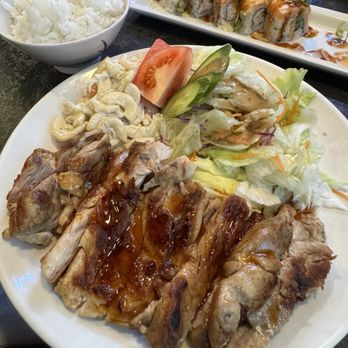Oomasa Restaurant - Chicken Teriyaki Entree - Japanese Near Me - Los Angeles, California Oomasa Restaurant - Chicken Teriyaki Entree - Japanese Near Me - Los Angeles, California