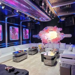 Star Ktv - VIP ROOM #1
