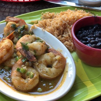 Roberto's Cantina - Prawns with garlic wine sauce and black beans - Mexican Near Me - Sunnyvale, California Roberto's Cantina - Prawns with garlic wine sauce and black beans - Mexican Near Me - Sunnyvale, California