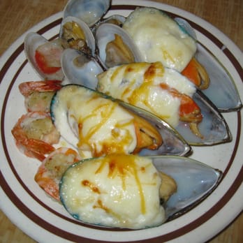 Pacific Seafood Buffet - mussels, baby clams, stuffed shrimp - Buffets Near Me - Chandler, Arizona