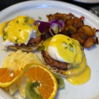 Cafe Volo - Cafes Near Me - West Hampton Beach, New York