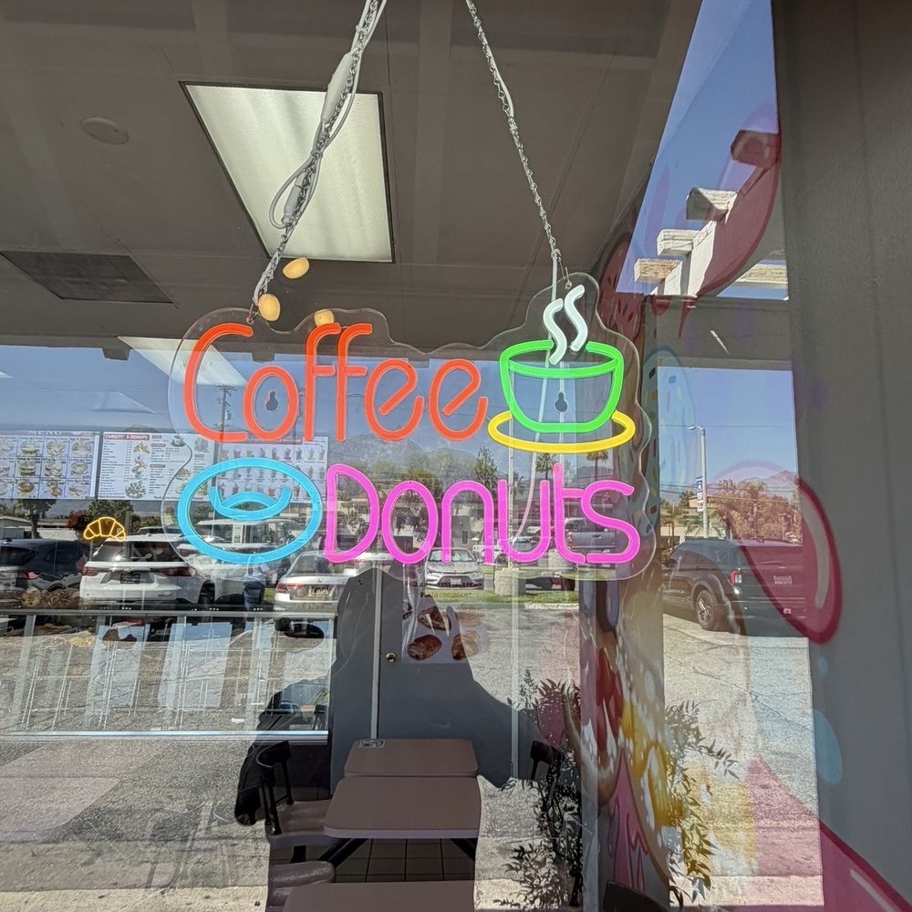 Christy's Donuts - Donuts Near Me - Upland, California