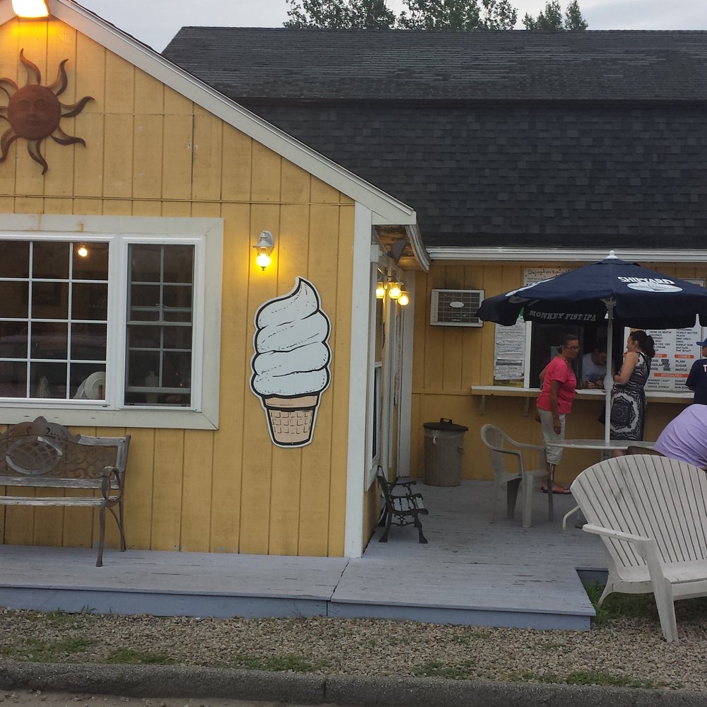 Scoop Deck - Ice Cream & Frozen Yogurt Near Me - Wells, Maine Scoop Deck - Ice Cream & Frozen Yogurt Near Me - Wells, Maine