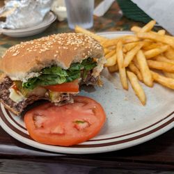 Bethlehem Diner - Burger and fries