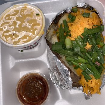 Spring Creek Barbeque - Huge baked potato w/mac & cheese and bbq sauce - Barbeque Near Me - Missouri City, Texas Spring Creek Barbeque - Huge baked potato w/mac & cheese and bbq sauce - Barbeque Near Me - Missouri City, Texas