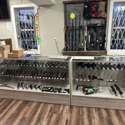 The Gun Pantry - Pistol display