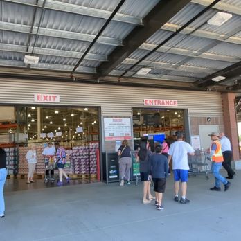 Costco - Clean entrance - Wholesale Stores Near Me - Pleasanton, California Costco - Clean entrance - Wholesale Stores Near Me - Pleasanton, California