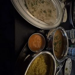 Marigold - Veggie curry and naan