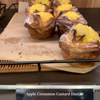 Brug Bakery - Kahala - Apple Cinnamon Custard..didn't try but it looked good - Desserts Near Me - Honolulu, Hawaii Brug Bakery - Kahala - Apple Cinnamon Custard..didn't try but it looked good - Desserts Near Me - Honolulu, Hawaii