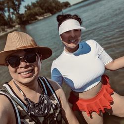 Missouri Kayak Adventures - Enjoying the Missouri River